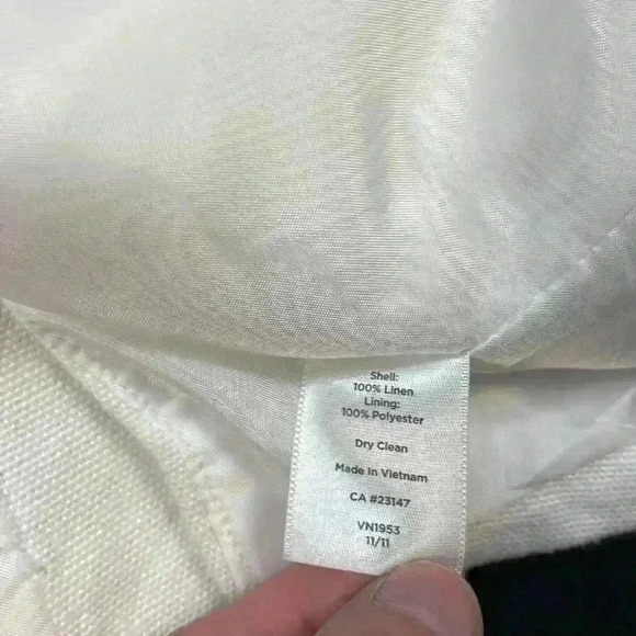 Talbots cream linen fully lined blazer with 3 button closure, 2 pockets size 14 - Picture 5 of 11